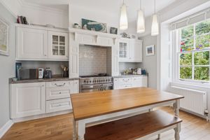 Photo 19- click for photo gallery